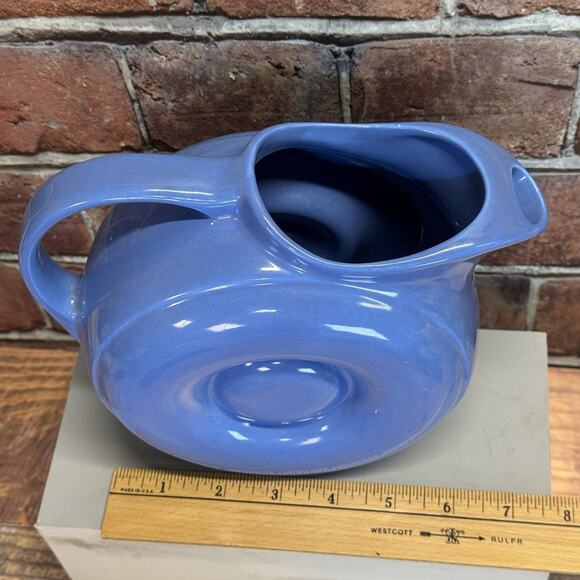 Vintage Hall's Light Delphinium Blue Donut Pitcher Jug w Ice Lip 1940s Art Deco - Picture 6 of 7